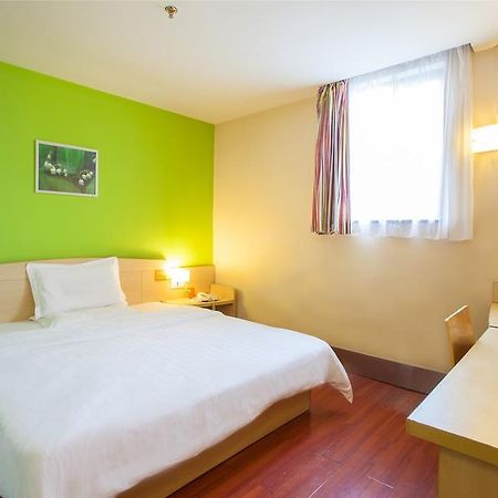 7Days Inn Bazhong Nanchi South Road Phoenix City Eksteriør billede